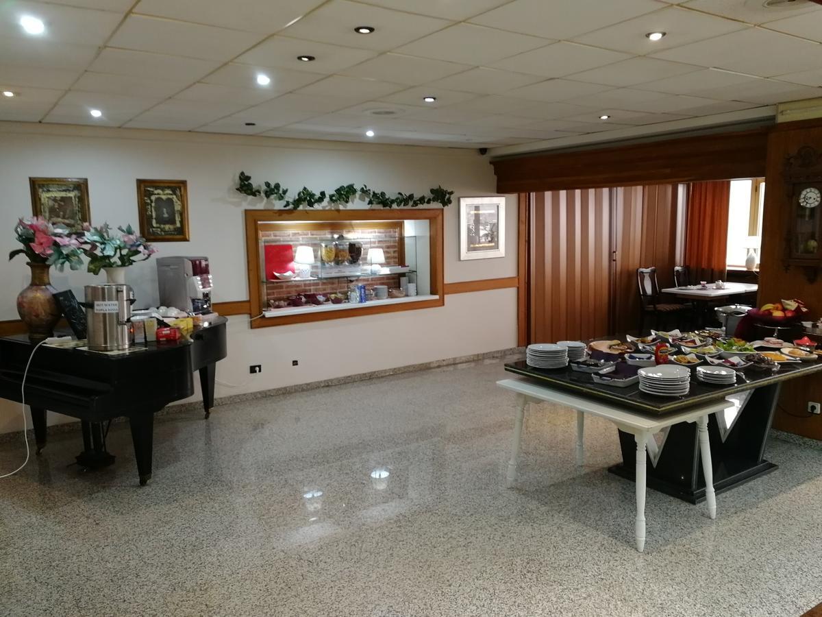 Hotel Italia Sarajevo Bagian luar foto