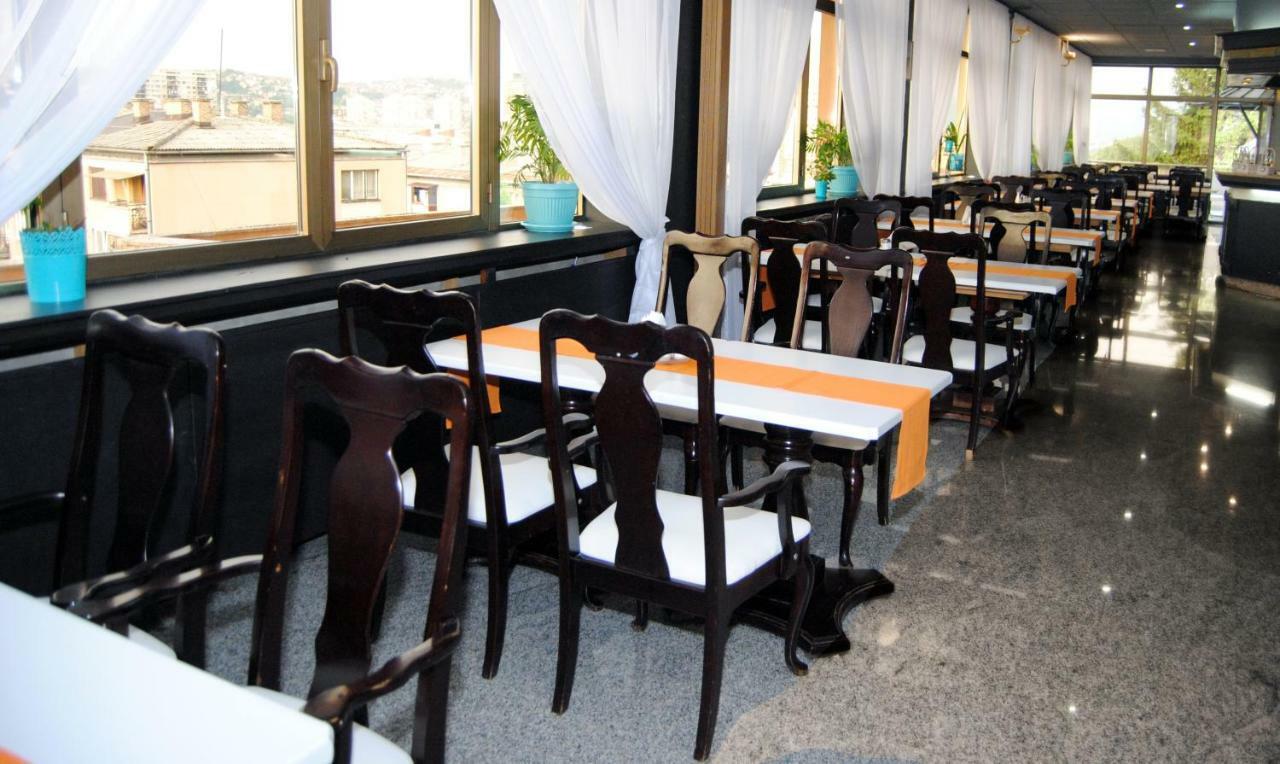 Hotel Italia Sarajevo Bagian luar foto